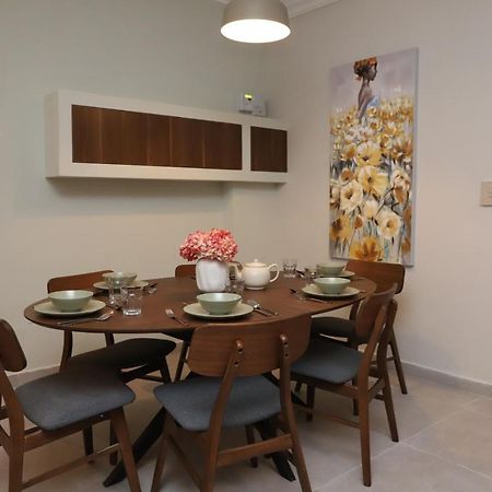 Lovely Holiday Home Next To Bus Terminus เซนต์พอลส์เบย์ ภายนอก รูปภาพ